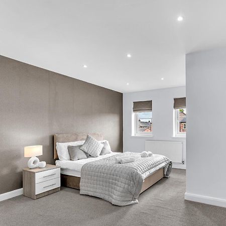 Brook Meadow House, 4 Bed House, Manchester Astley  Dış mekan fotoğraf